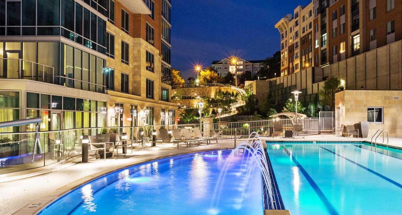 Hala Tysons McLean Exterior foto