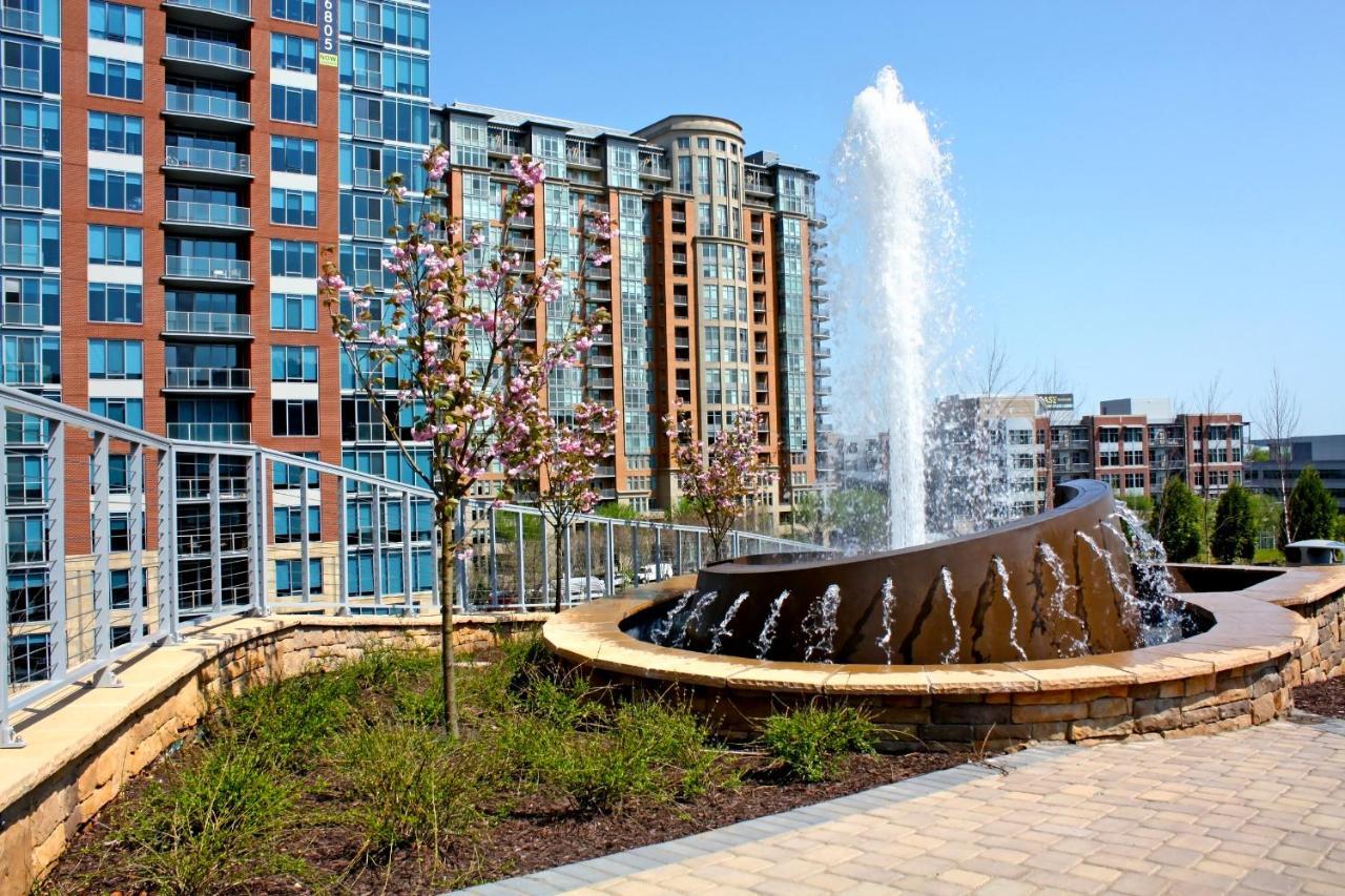 Hala Tysons McLean Exterior foto